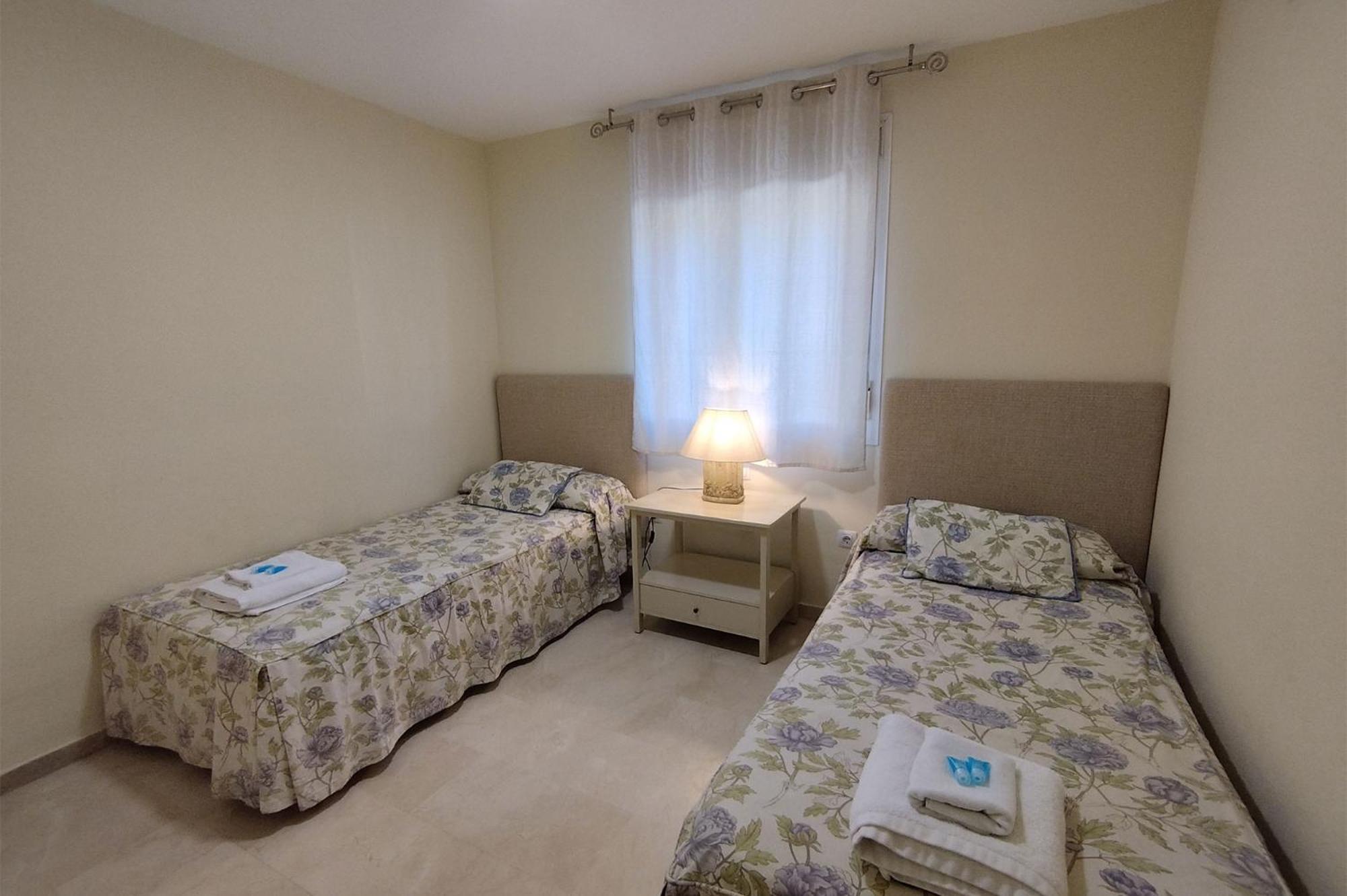 Puertosol 2 Apartment เอสเตโปนา ภายนอก รูปภาพ