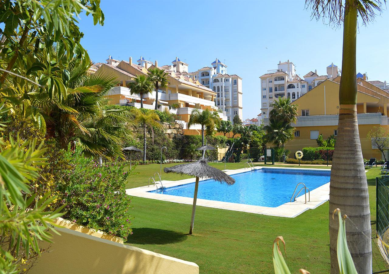 Puertosol 2 Apartment เอสเตโปนา ภายนอก รูปภาพ